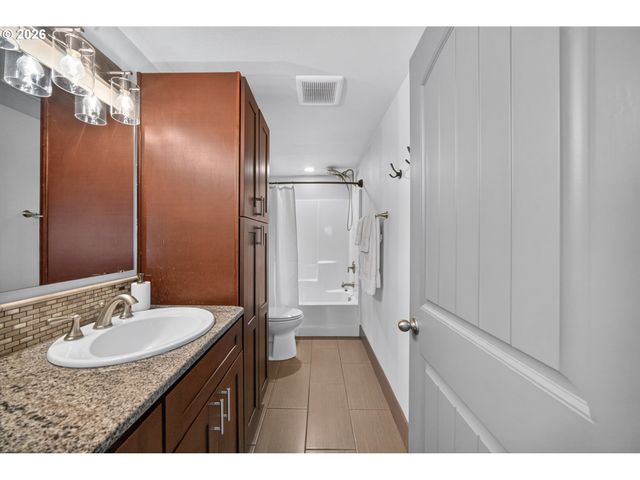 768 BROWNING Ave S, Salem, OR 97302