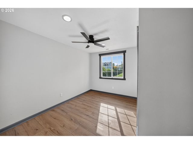 768 BROWNING Ave S, Salem, OR 97302