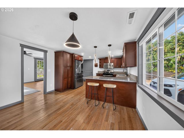 768 BROWNING Ave S, Salem, OR 97302