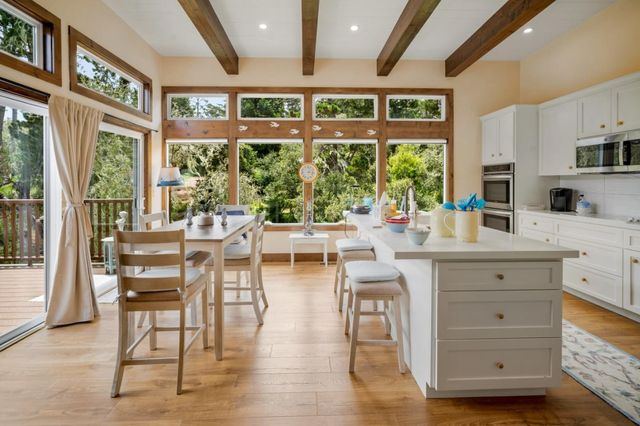 35 Wellings Place, Monterey, CA 93940