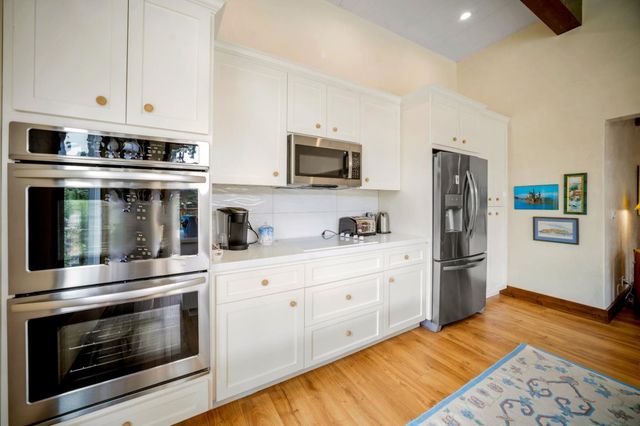 35 Wellings Place, Monterey, CA 93940
