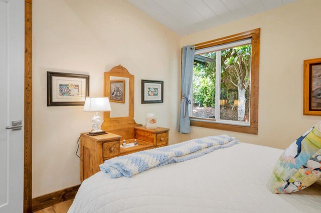 35 Wellings Place, Monterey, CA 93940