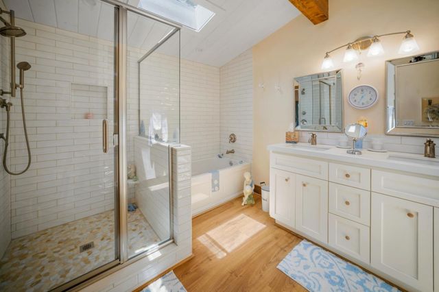 35 Wellings Place, Monterey, CA 93940