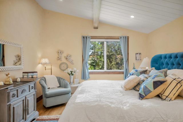35 Wellings Place, Monterey, CA 93940