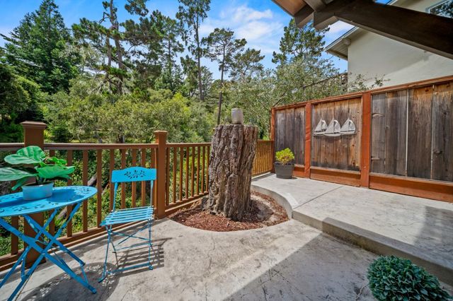 35 Wellings Place, Monterey, CA 93940