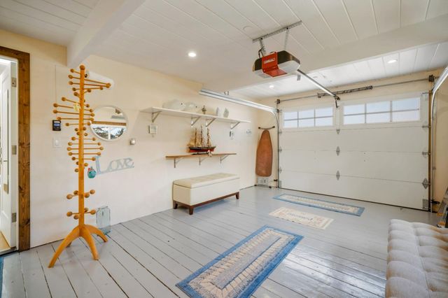 35 Wellings Place, Monterey, CA 93940