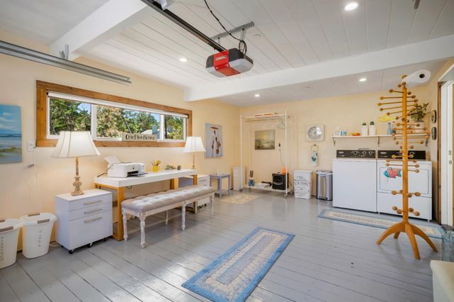 35 Wellings Place, Monterey, CA 93940