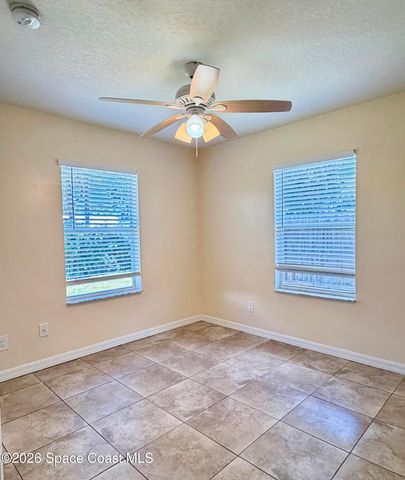 160 Empress Avenue B, Sebastian, FL 32958