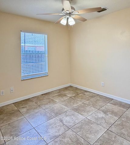 160 Empress Avenue B, Sebastian, FL 32958