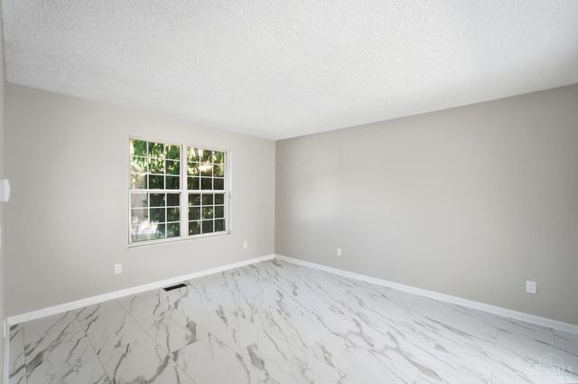 50 Apothecary Place, Fairfield, OH 45014