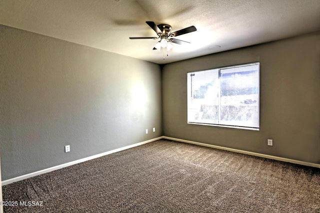 8966 E Fairway Groves Drive, Tucson, AZ 85730