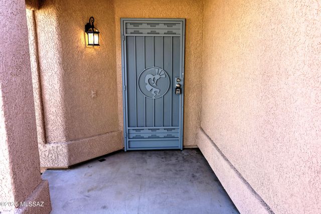 8966 E Fairway Groves Drive, Tucson, AZ 85730