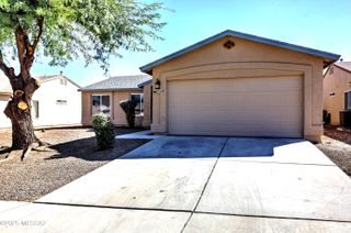 8966 E Fairway Groves Drive, Tucson, AZ 85730