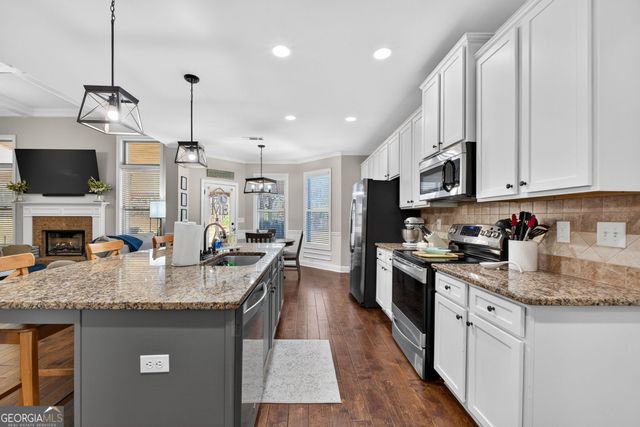 137 Caraway Road, Locust Grove, GA 30248