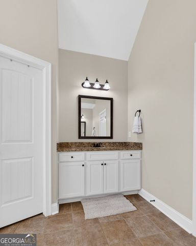 137 Caraway Road, Locust Grove, GA 30248