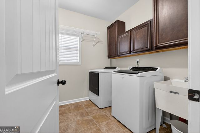 137 Caraway Road, Locust Grove, GA 30248