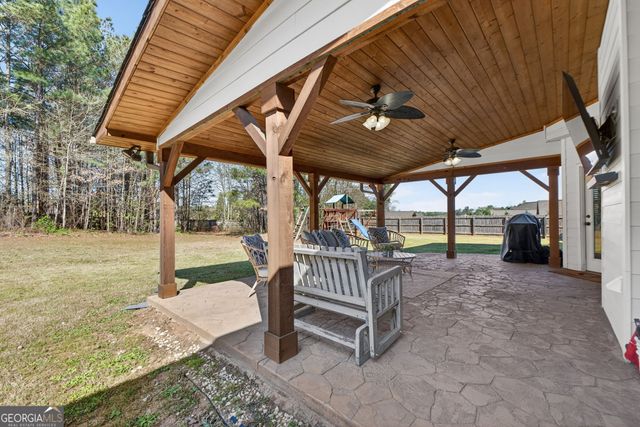 137 Caraway Road, Locust Grove, GA 30248