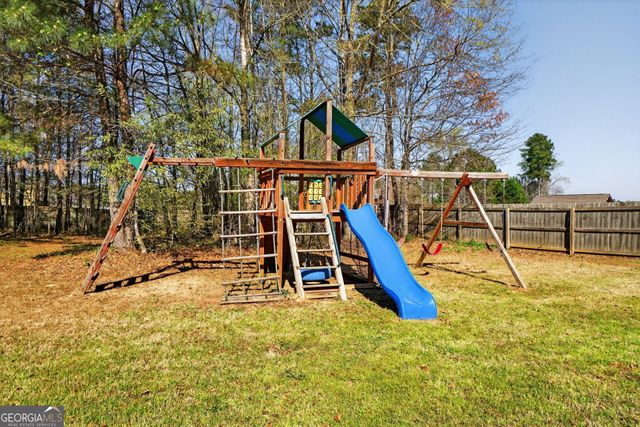 137 Caraway Road, Locust Grove, GA 30248