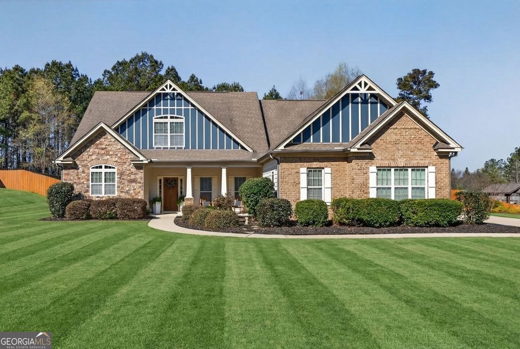 137 Caraway Road, Locust Grove, GA 30248