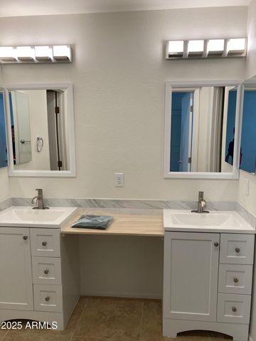 17811 N 136TH Court, Sun City West, AZ 85375