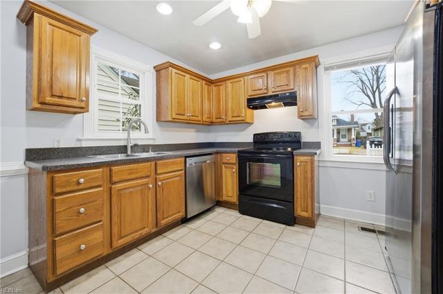 914 Decatur ST, Chesapeake, VA 23324