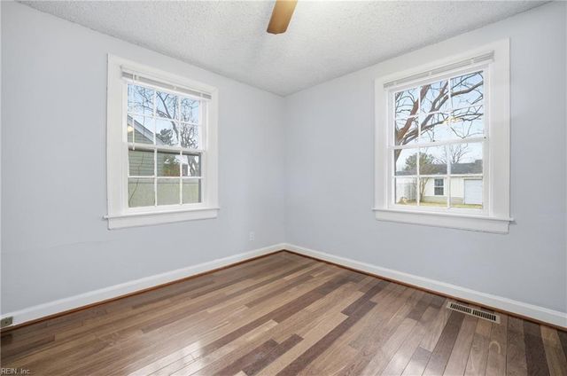 914 Decatur ST, Chesapeake, VA 23324