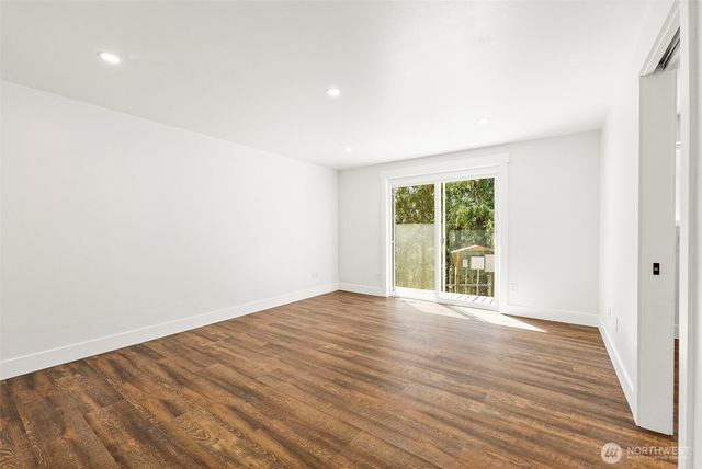 23430 Fisk Road E, Orting, WA 98360