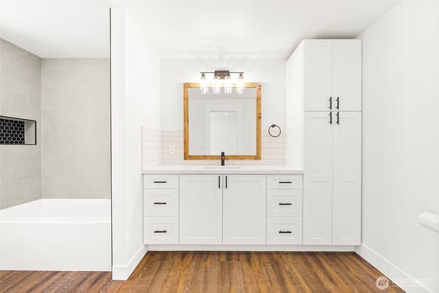 23430 Fisk Road E, Orting, WA 98360