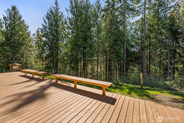 23430 Fisk Road E, Orting, WA 98360