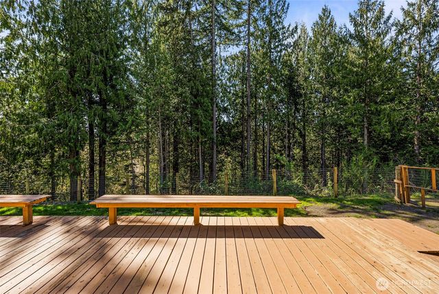 23430 Fisk Road E, Orting, WA 98360