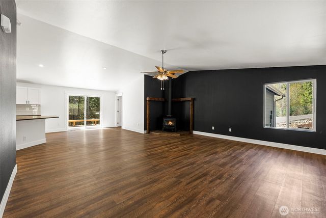 23430 Fisk Road E, Orting, WA 98360