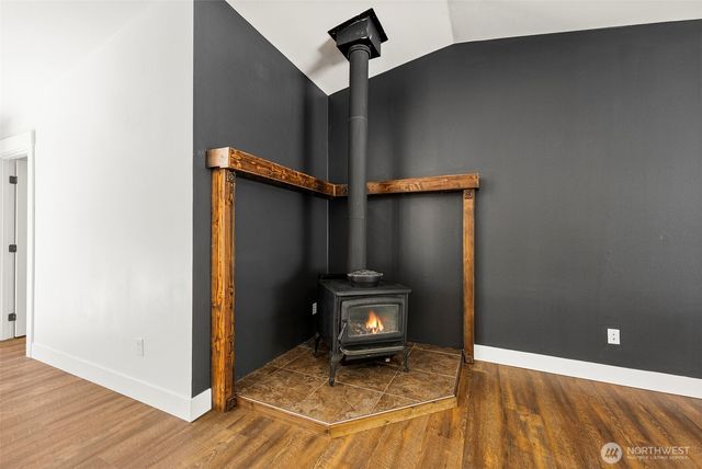 23430 Fisk Road E, Orting, WA 98360