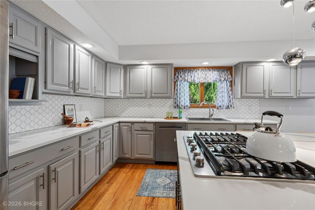 2821 Virginia Place, Des Moines, IA 50321
