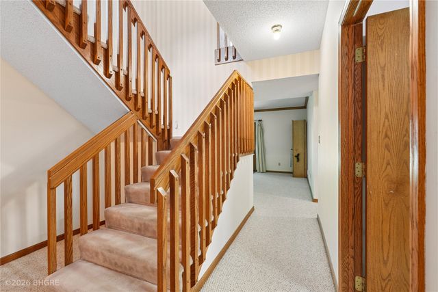 2821 Virginia Place, Des Moines, IA 50321