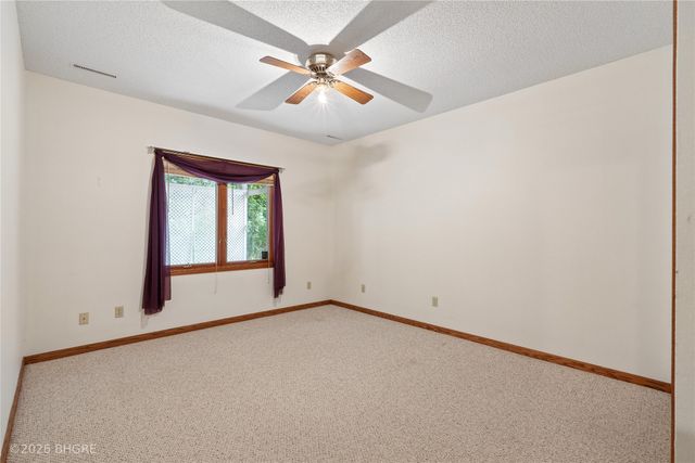 2821 Virginia Place, Des Moines, IA 50321