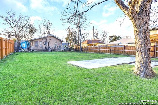 1013 N PALMETTO, San Antonio, TX 78202