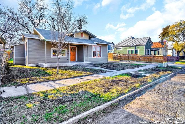 1013 N PALMETTO, San Antonio, TX 78202