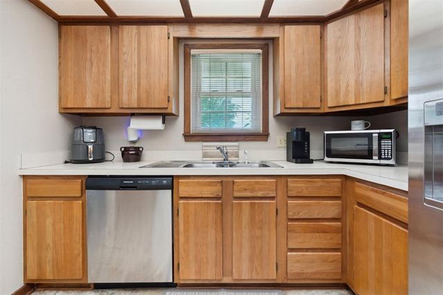 111 E Hughbert Street, Norman, OK 73069