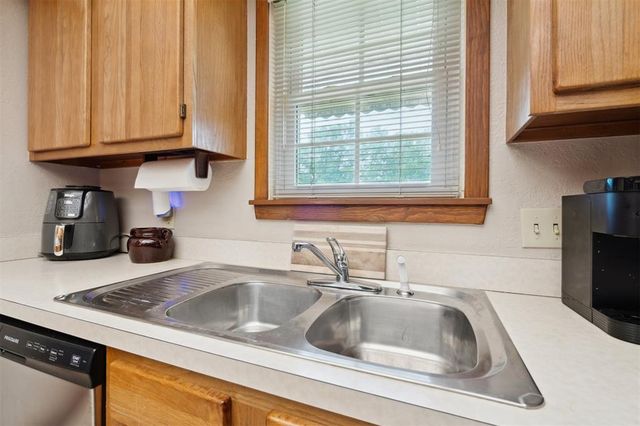 111 E Hughbert Street, Norman, OK 73069
