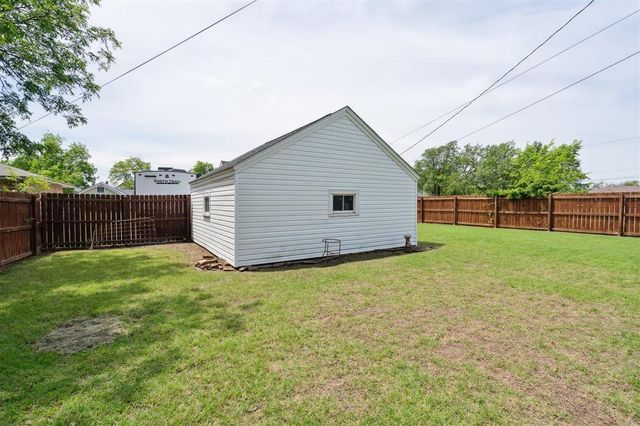 111 E Hughbert Street, Norman, OK 73069