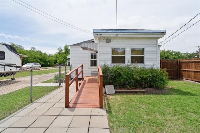111 E Hughbert Street, Norman, OK 73069