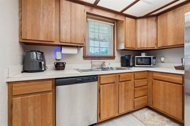111 E Hughbert Street, Norman, OK 73069