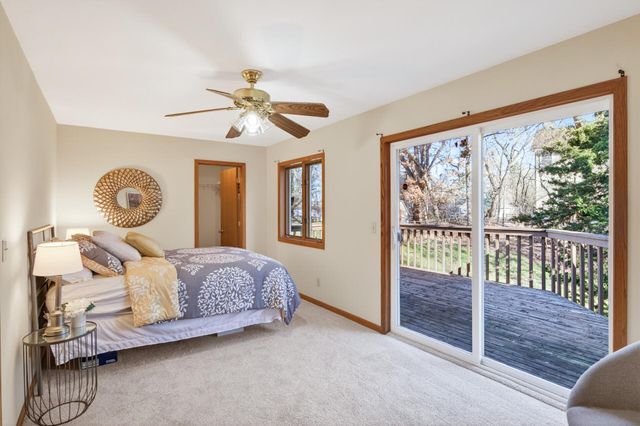 2317 Montana Avenue E, Maplewood, MN 55119