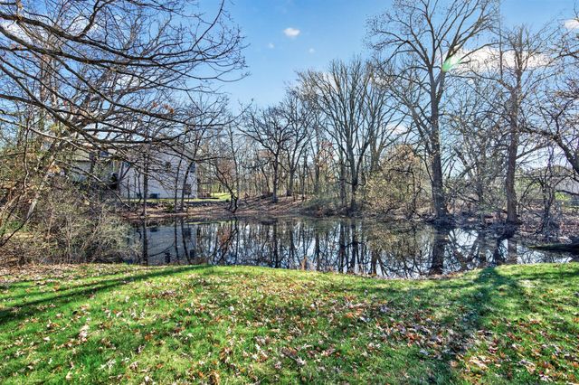 2317 Montana Avenue E, Maplewood, MN 55119
