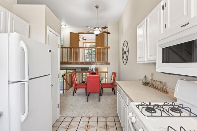 2317 Montana Avenue E, Maplewood, MN 55119