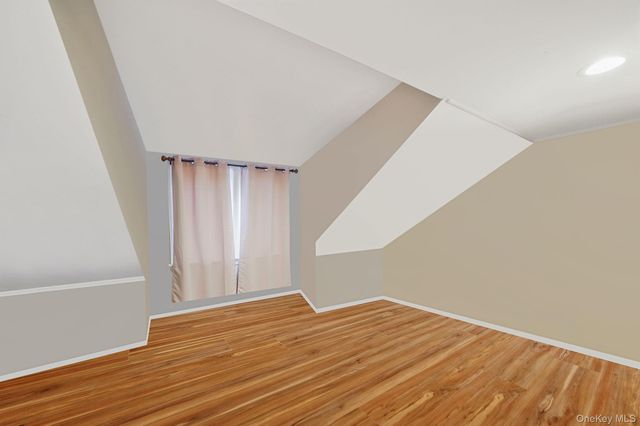 26 Neptune Road, Rocky Point, NY 11778