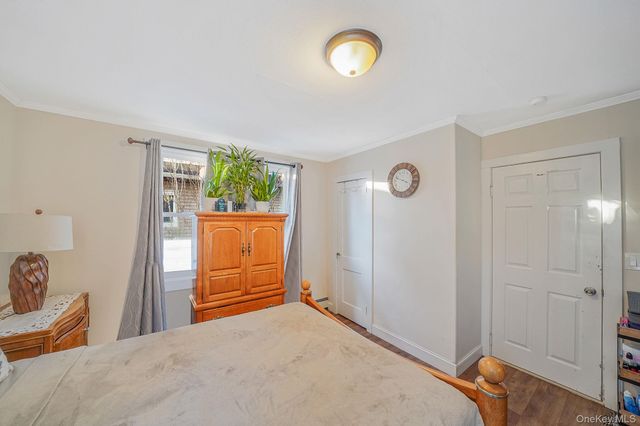 26 Neptune Road, Rocky Point, NY 11778