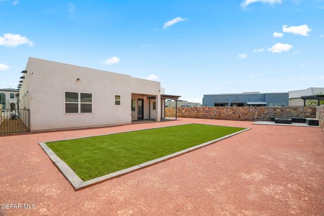 7467 CIMARRON GAP Drive, El Paso, TX 79911