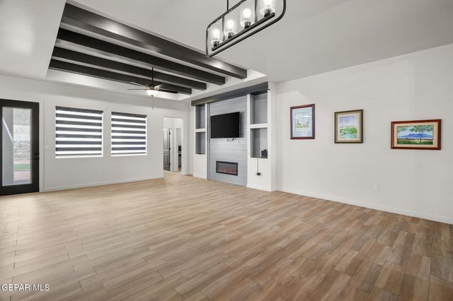 7467 CIMARRON GAP Drive, El Paso, TX 79911