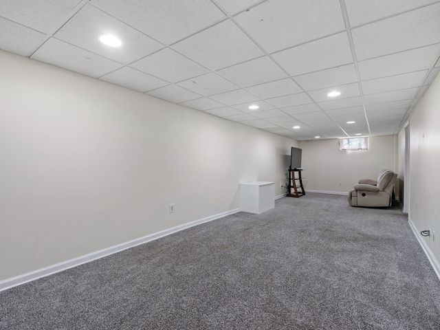 2814 Hillside Court, Bettendorf, IA 52722